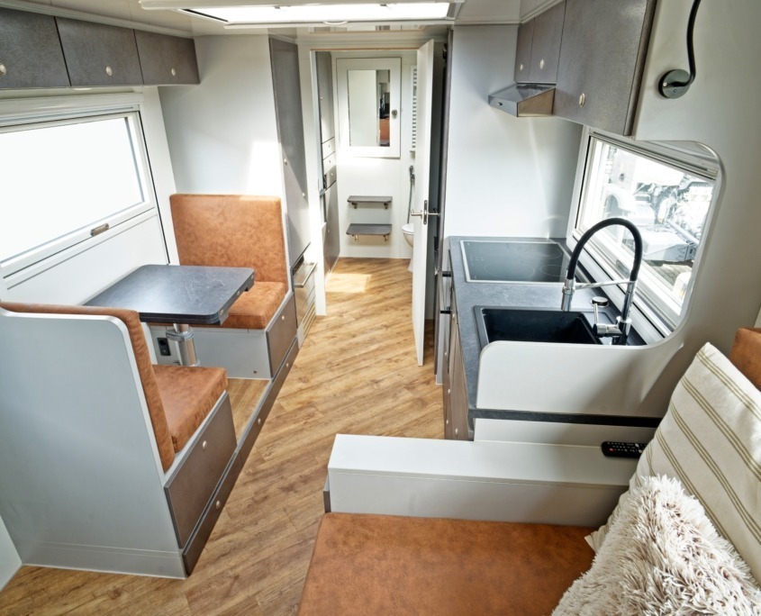 Expedition Vehicle Alberts 82LDX Dinette